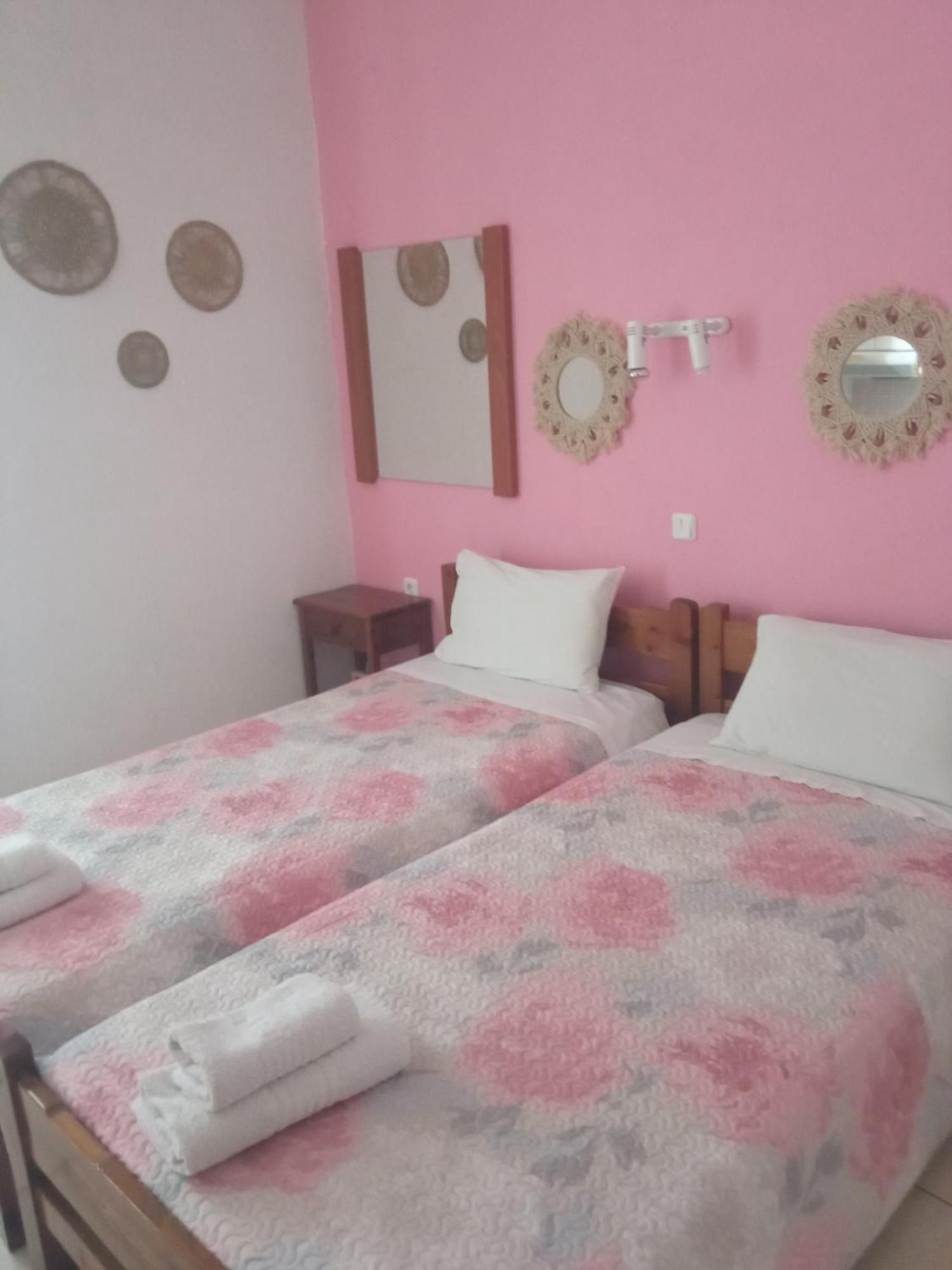 Maravelias Rooms Tríkeri エクステリア 写真